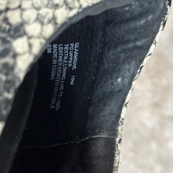 Steve Madden Womens 10 Slip On Snakeskin Leather Sneakers Zipper - Picture 8 of 8